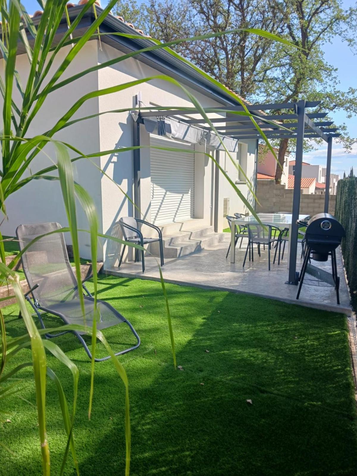 L'Eden Des Aspres Villa Thuir Luaran gambar