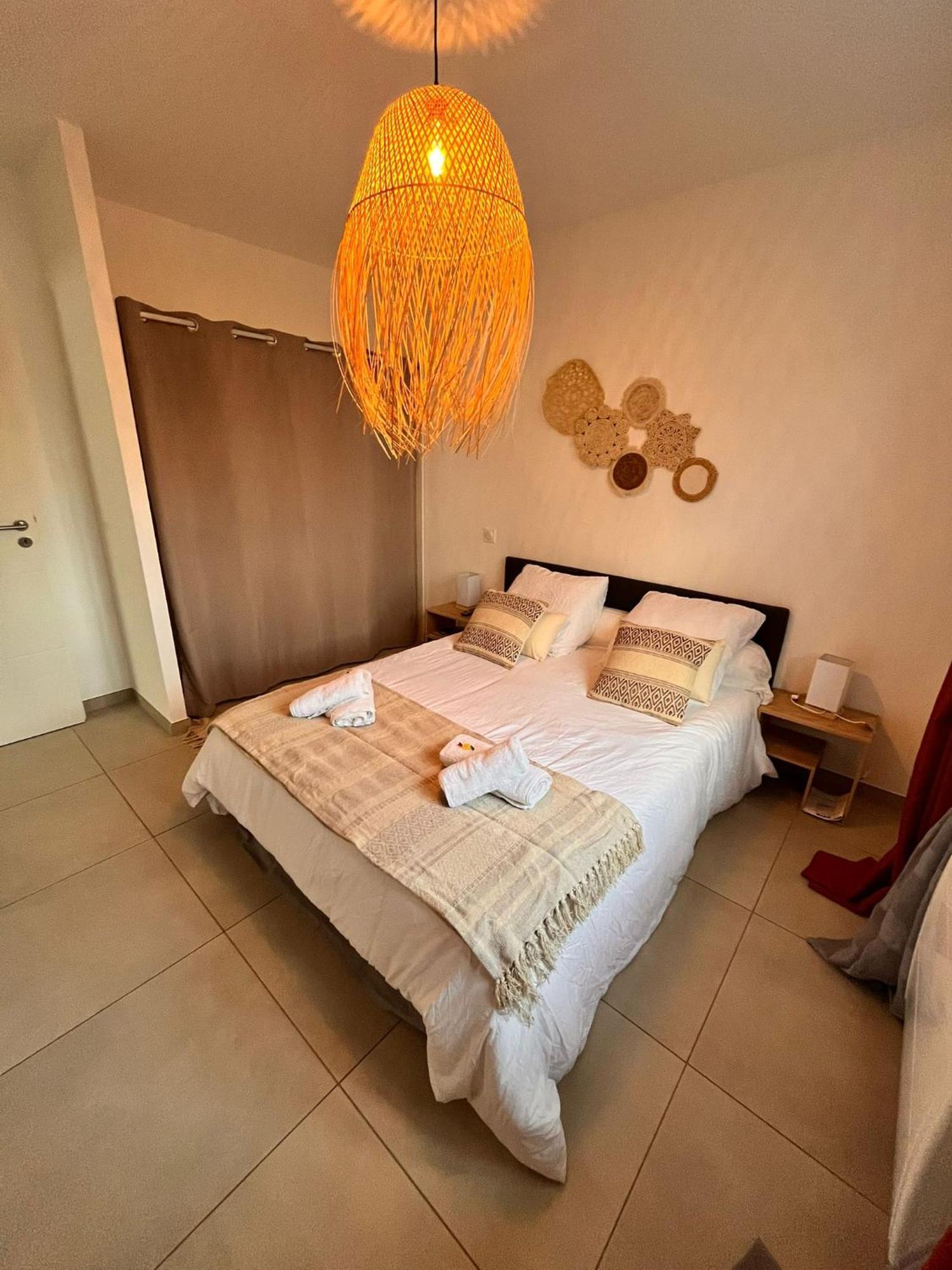 L'Eden Des Aspres Villa Thuir Luaran gambar